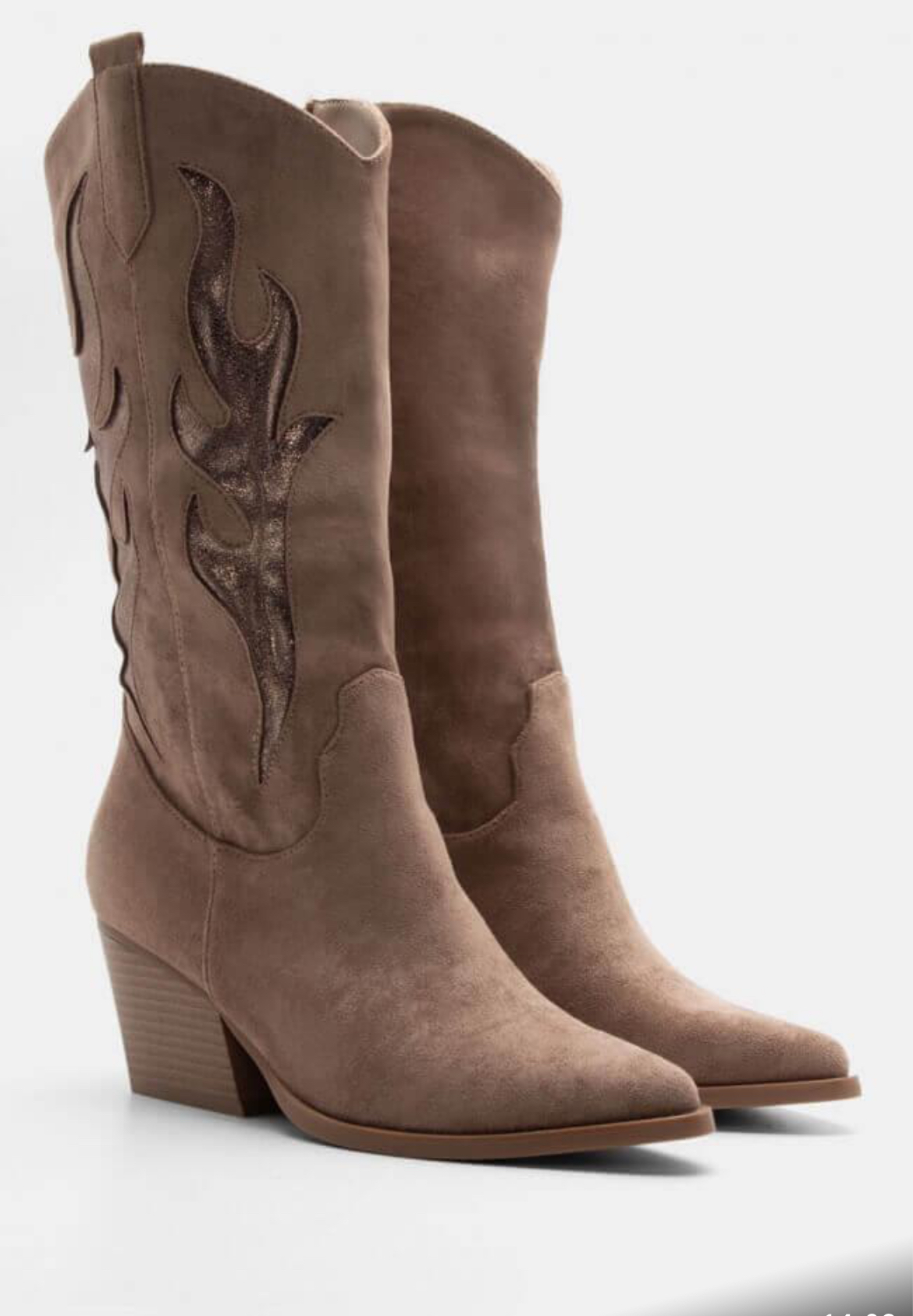 Western Boots Beige